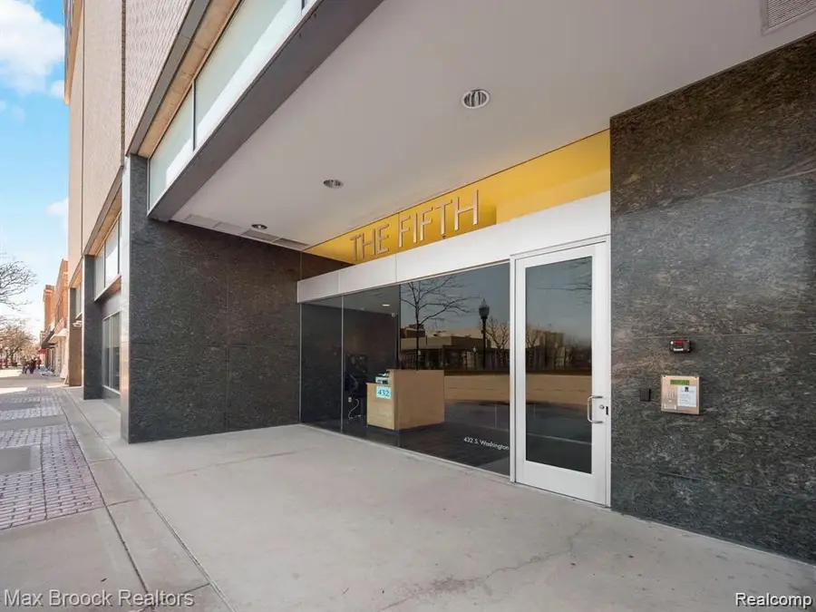 432 S Washington Avenue #905, Royal Oak, MI 48067 - Image #2