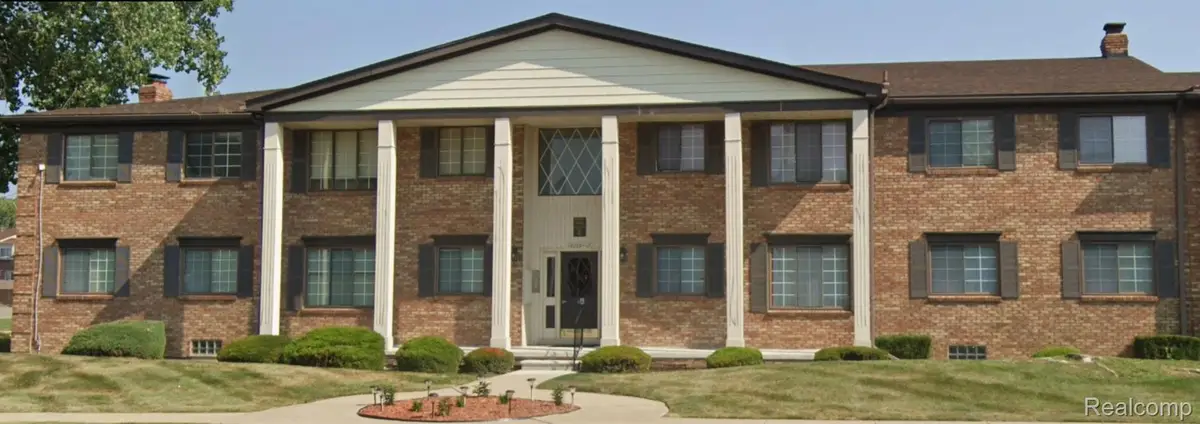 19713 E 8 Mile Road #70, Saint Clair Shores, MI 48080 - Image #1