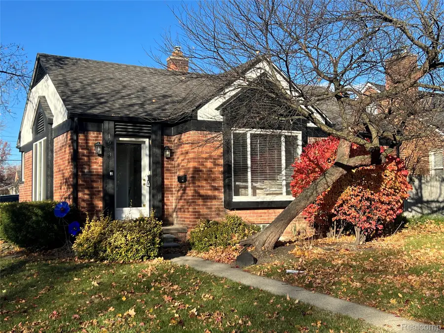 1678 N Taunton Road, Birmingham, MI 48009 - Image #2