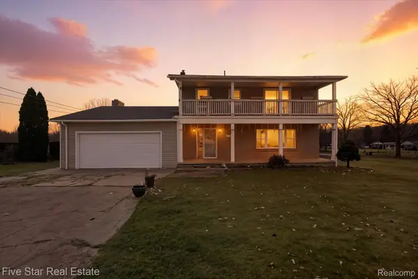 6024 E Holly Road E, Holly, MI 48442