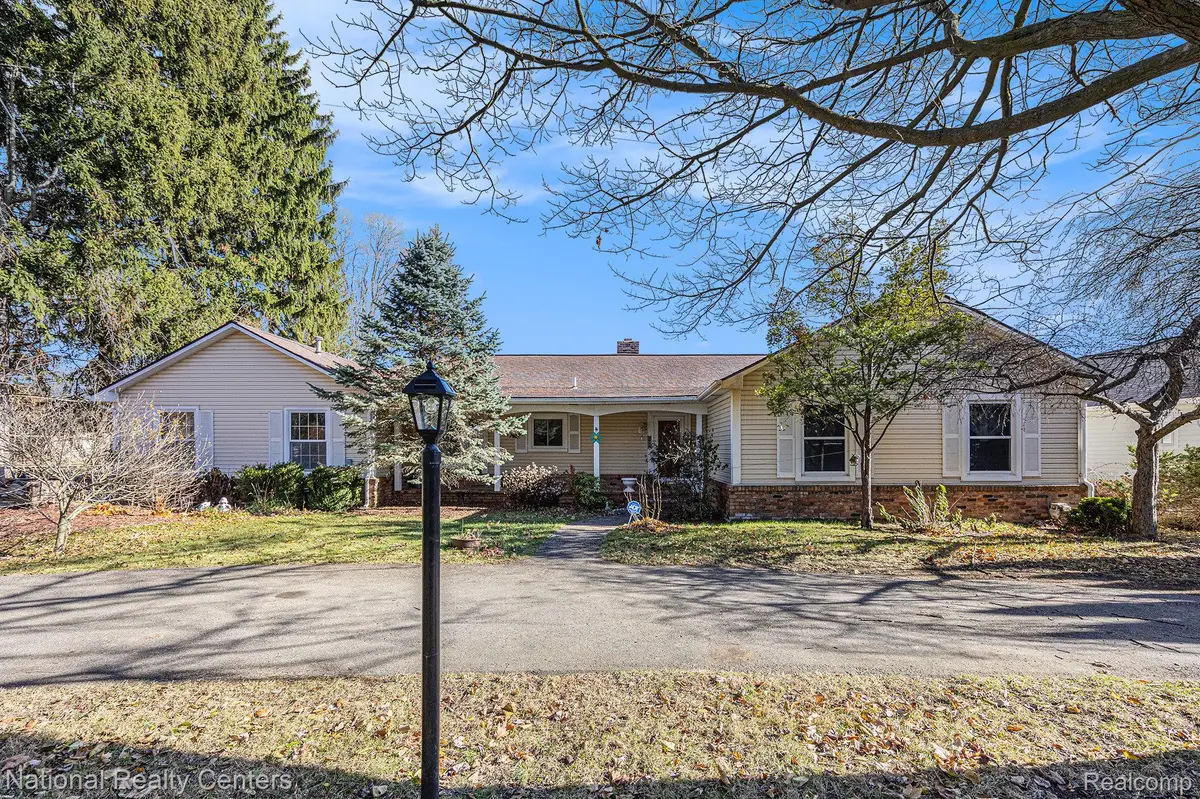 9494 Sashabaw Road, Clarkston, MI 48348 - Image #1