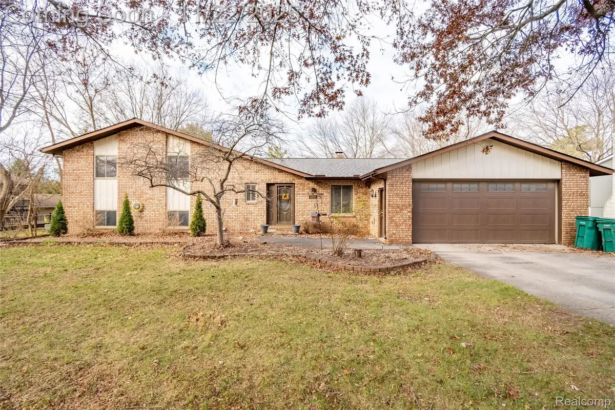 5333 Waterford Road, Clarkston, MI 48346 - Image #1