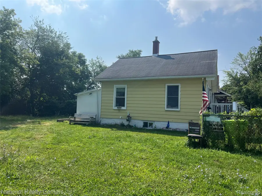 447 S Marshall Street, Pontiac, MI 48342 - Image #3