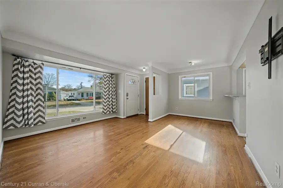 28425 Alger Boulevard, Madison Heights, MI 48071 - Image #3