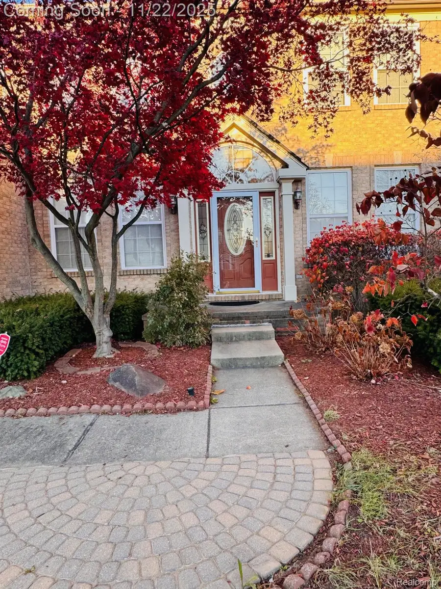 4728 Walden Drive, Troy, MI 48098 - Image #3