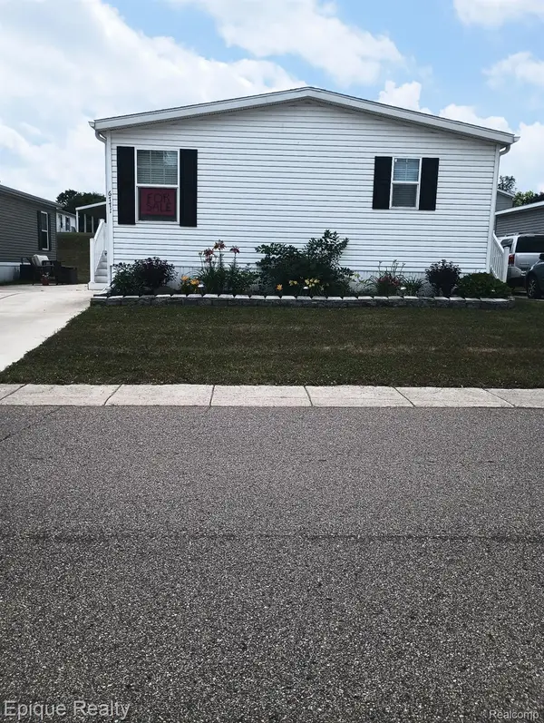 6771 J.r Drive, Kalamazoo, MI 49009