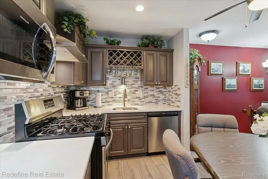 50340 Helfer Boulevard, Wixom, MI 48393 - Image #3