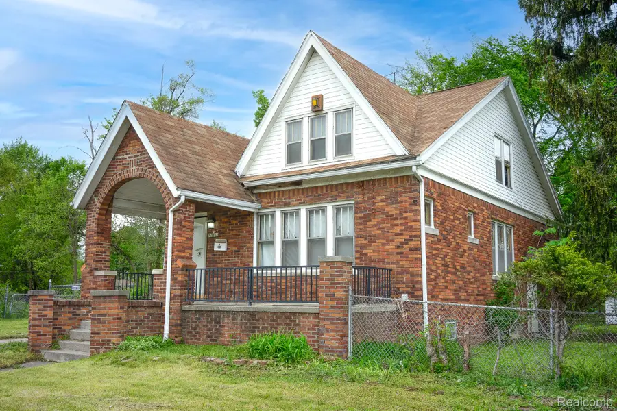 12151 Corbett Street, Detroit, MI 48213 - Image #2