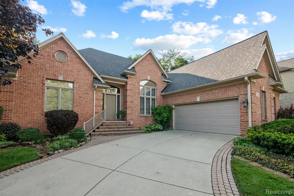 3422 Paramount Lane, Auburn Hills, MI 48326 - Image #1