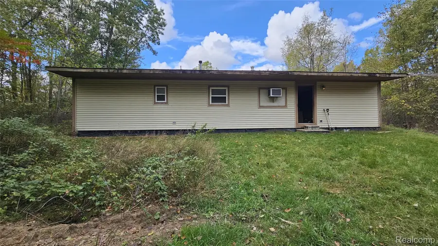 37 Risch Road, Webberville, MI 48892 - Image #2