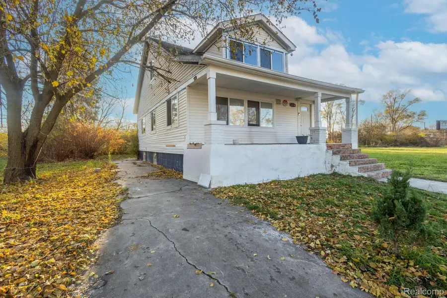 12739 Hamburg Street, Detroit, MI 48205 - Image #3