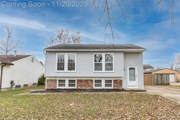 16255 Oaktree Lane, Romulus, MI 48174