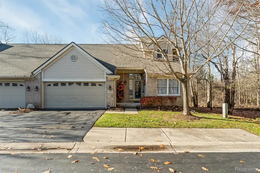 5597 Ashby Court, Waterford, MI 48327 - Image #2