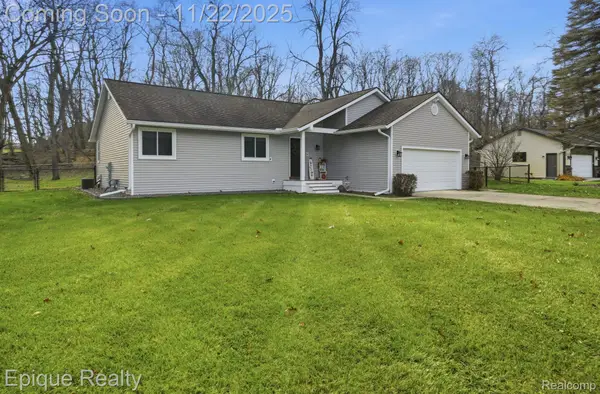 1071 Tracilee Drive, Howell, MI 48843