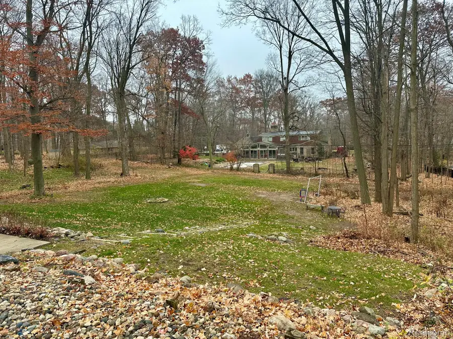 20137 W Whipple Drive, Northville, MI 48167 - Image #2