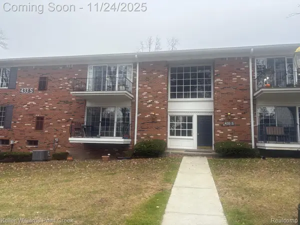 433 Fox Hills Drive S #5, BloomfieldHills, MI 48304