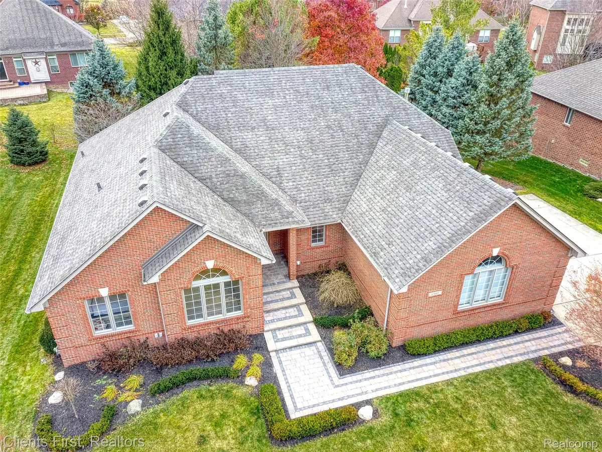 63605 Williamsburg, Washington, MI 48095 - Image #1