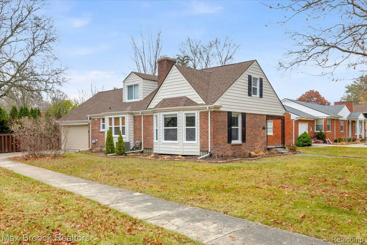 18560 Wiltshire Boulevard, Lathrup Village, MI 48076 - Image #1