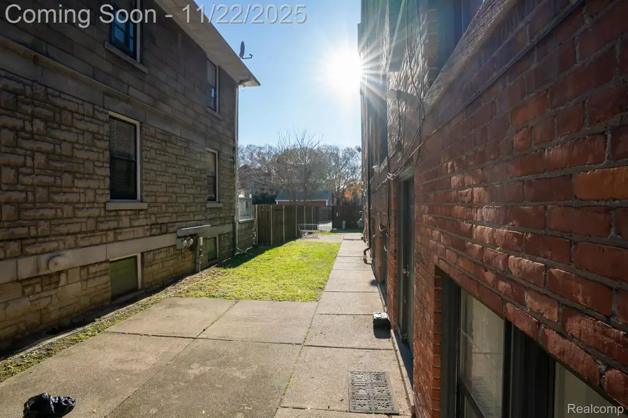 7750 3rd Street #30-102, Detroit, MI 48202 - Image #2