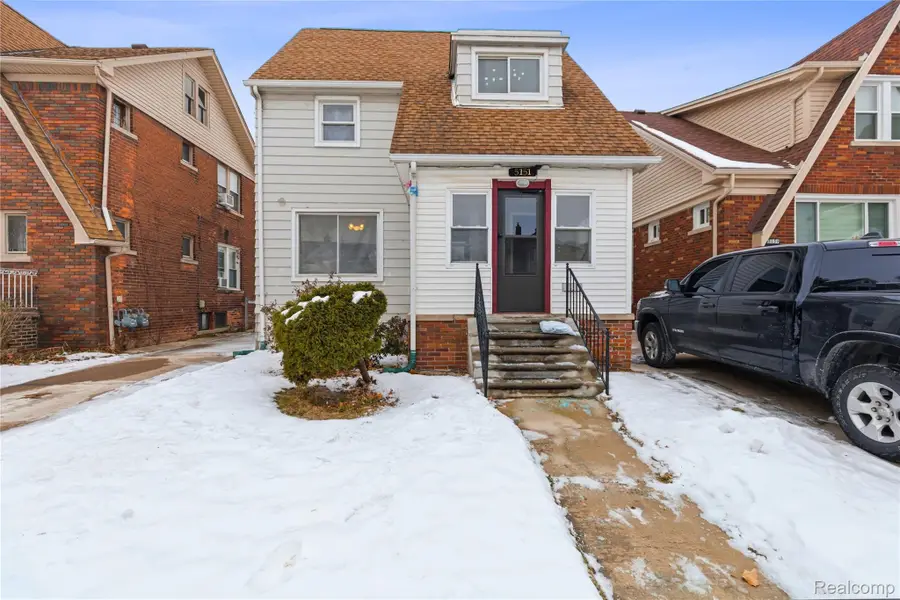 5151 Maple Street, Dearborn, MI 48126 - Image #2