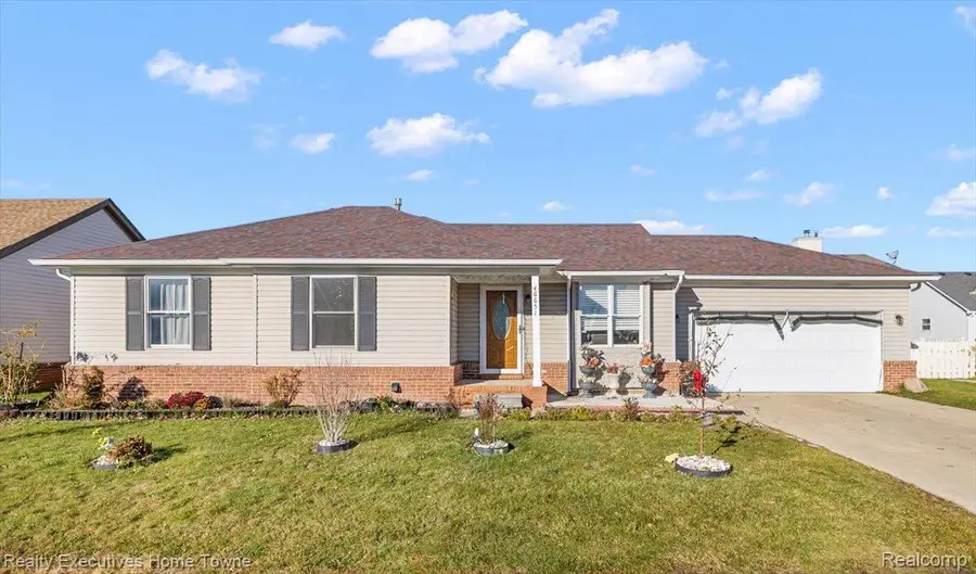 46651 Heather Lane, Chesterfield, MI 48051 - Image #2