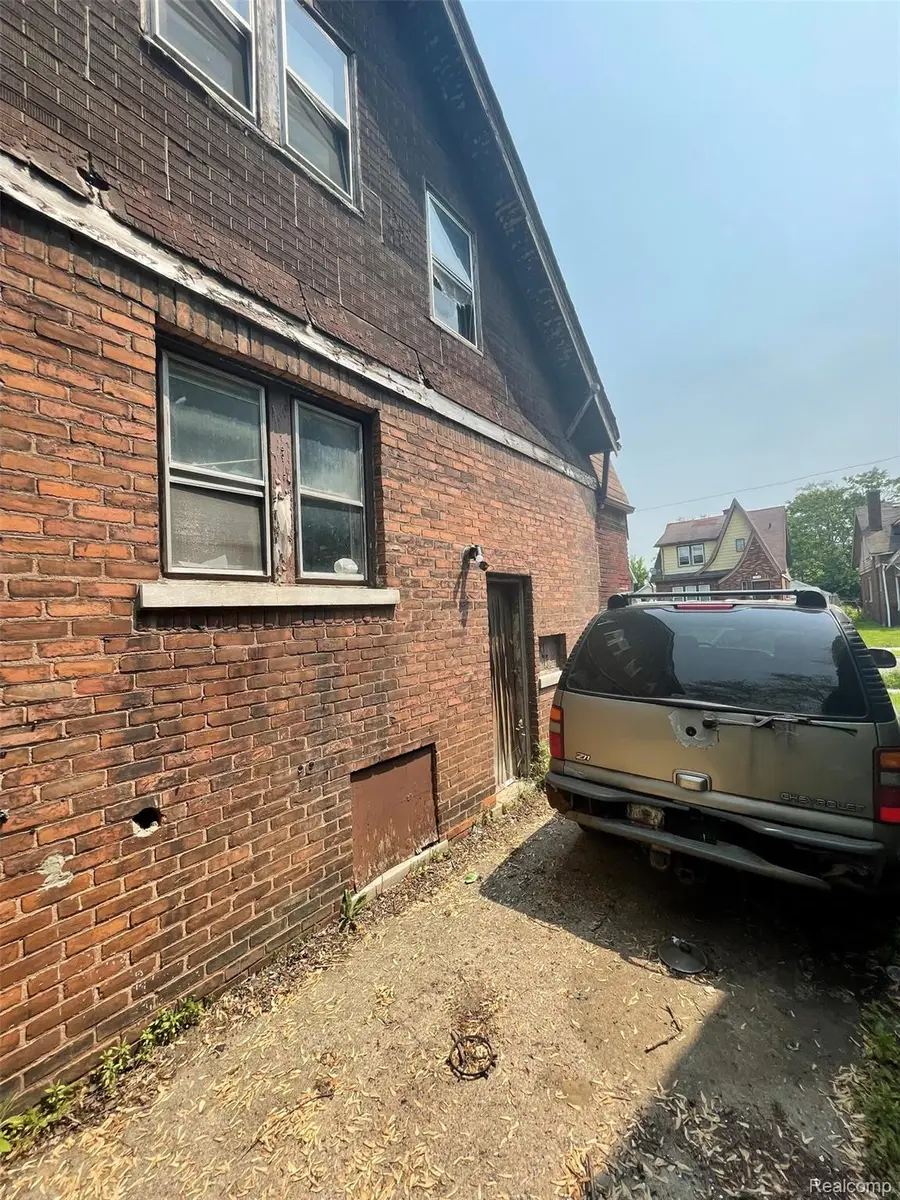 15789 Kentucky Street, Detroit, MI 48238 - Image #3
