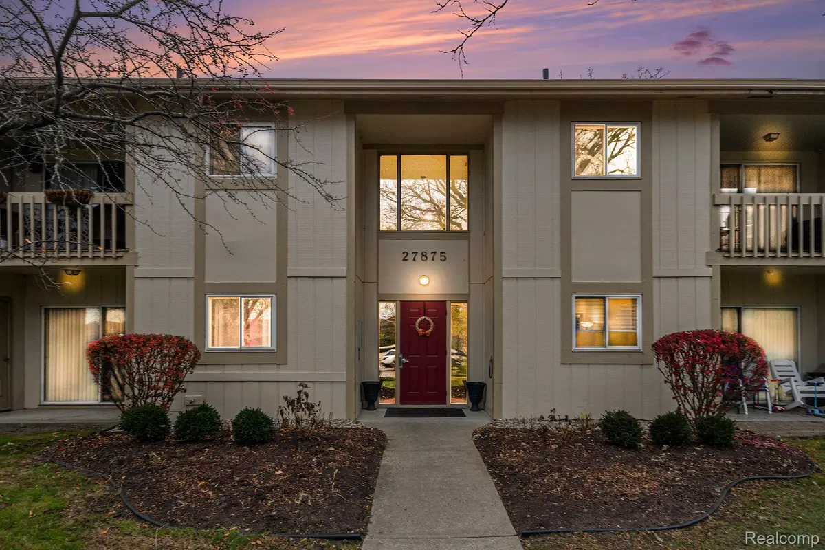27875 Berrywood Lane #81, Farmington Hills, MI 48334 - Image #1