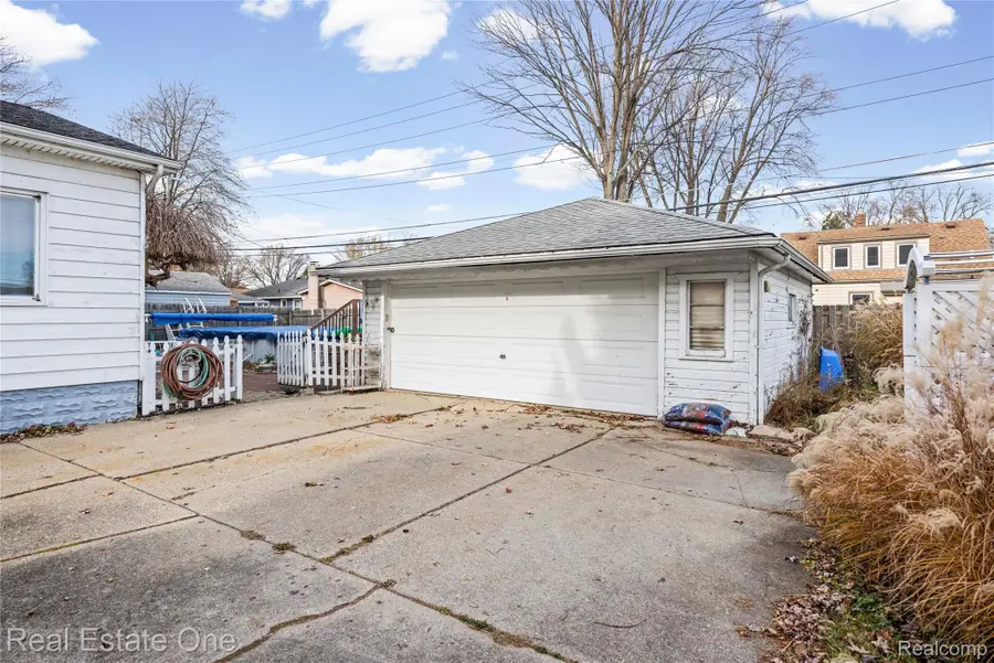 22915 E 13 Mile Rd Mile Road, Saint Clair Shores, MI 48082 - Image #3