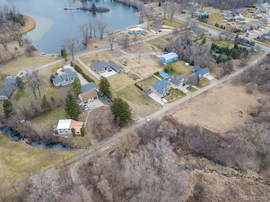 3733 Christie Lane, Shelby Charter Township, MI 48317 - Image #3