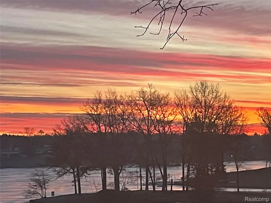 10470 King Road, Davisburg, MI 48350 - Image #3