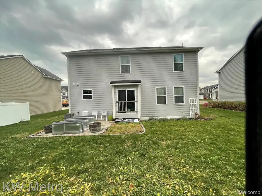 30641 Sarah Melisa Drive, Chesterfield, MI 48051 - Image #2