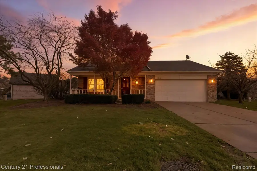 16550 Huff Street, Livonia, MI 48154 - Image #2