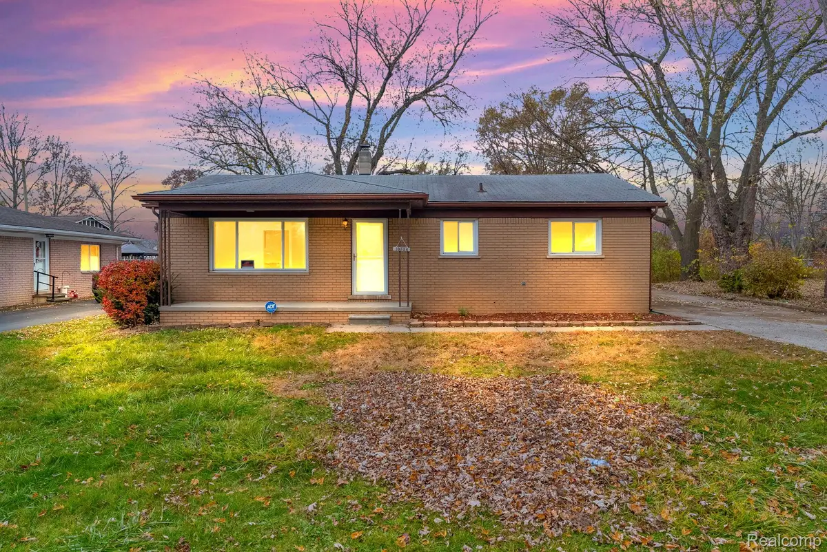 10756 Oak Street, Taylor, MI 48180 - Image #1