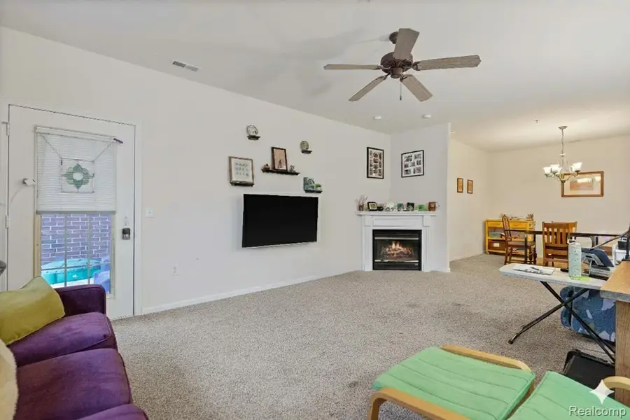 26985 Carrington Place, Harrison Township, MI 48045 - Image #3