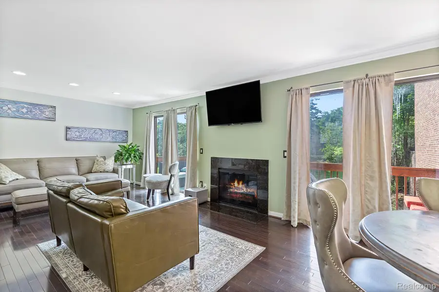 5305 Wright Way S, West Bloomfield, MI 48322 - Image #3