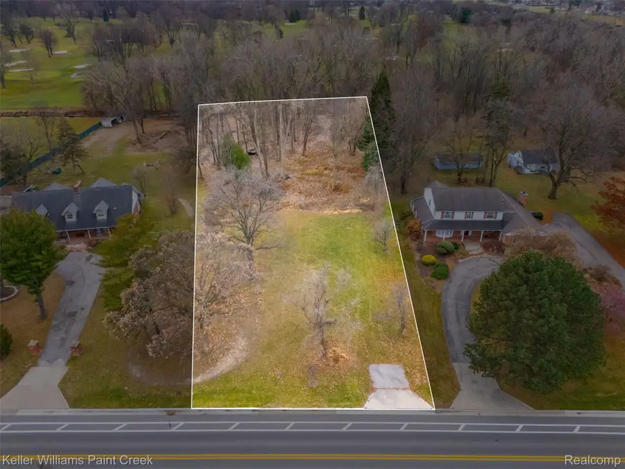 13000 Plumbrook Road, Sterling Heights, MI 48312 - Image #2