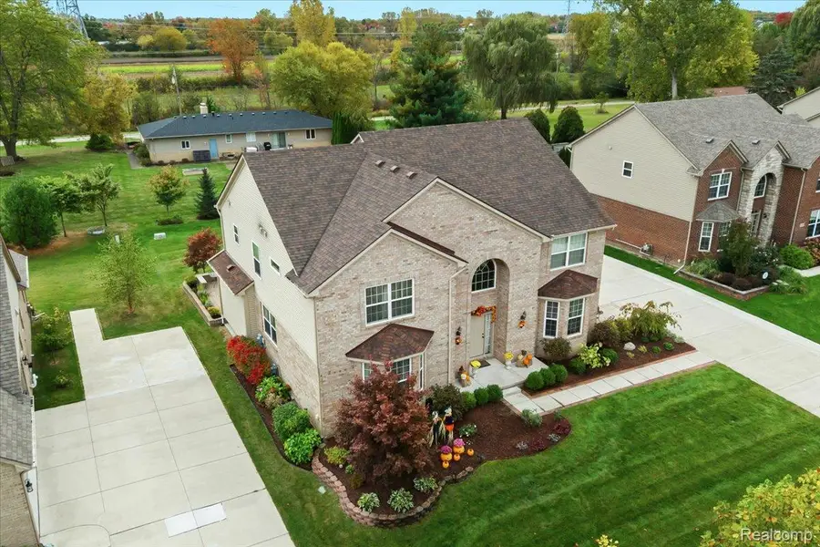 47527 Ellery Lane, Canton, MI 48187 - #3