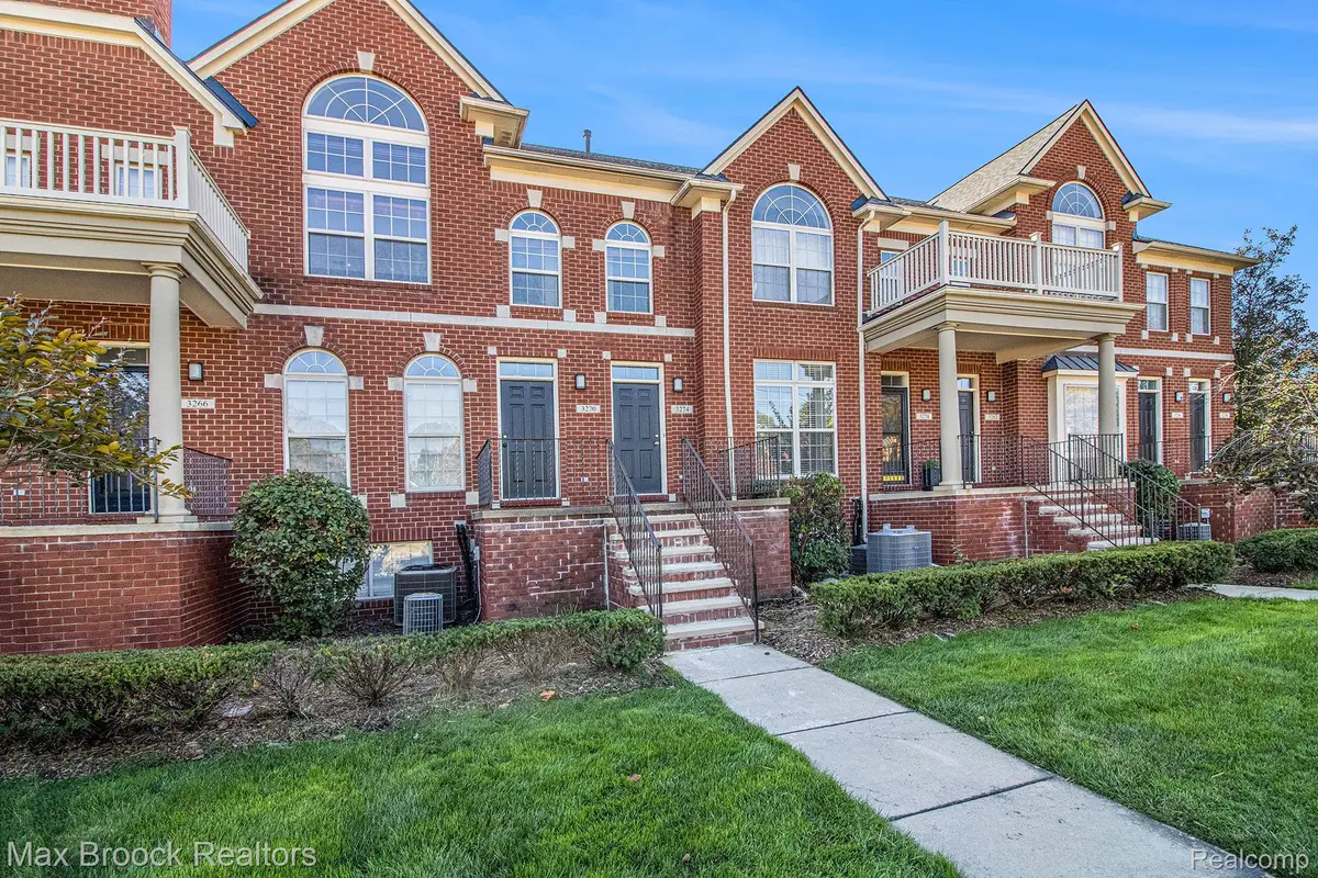 3274 Camden Drive, Troy, MI 48084 - Image #1