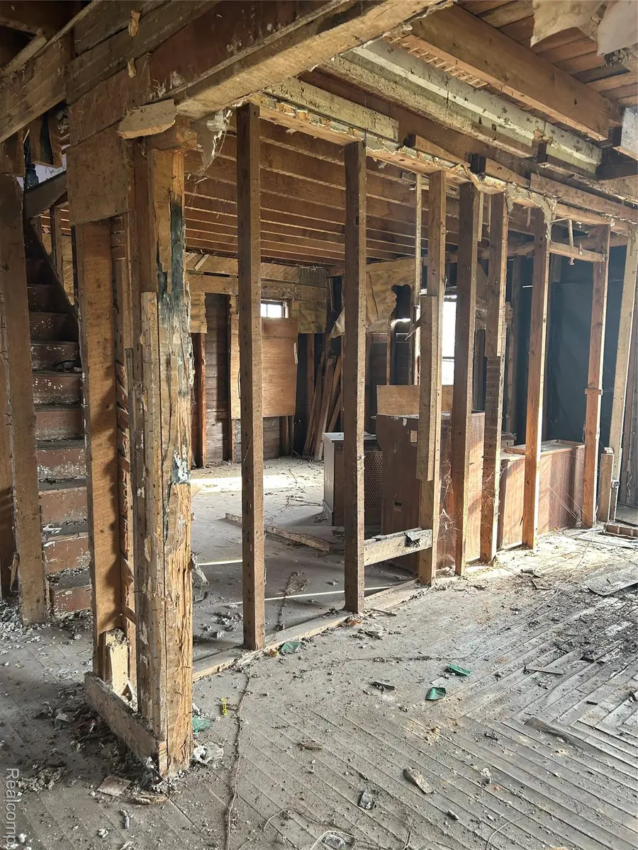 217 E Fulton Street, Pompeii, MI 48874 - Image #3