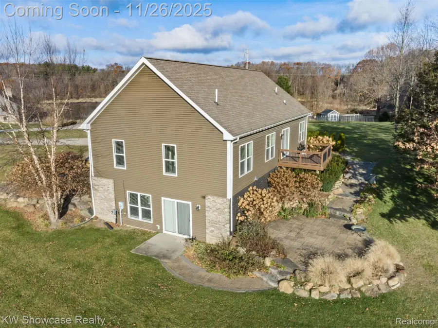 2434 Collendale, Commerce, MI 48382 - Image #3