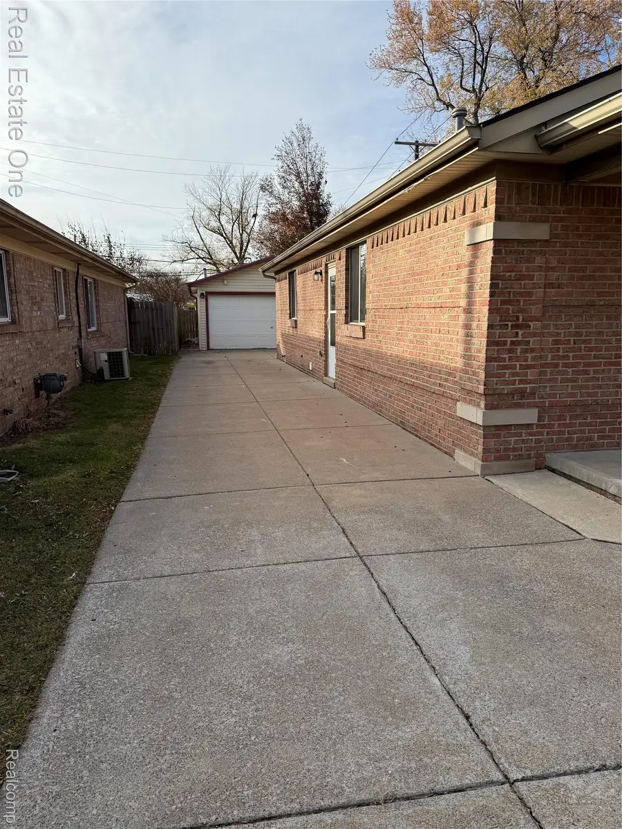 13054 Agnes Street, Southgate, MI 48195 - Image #2