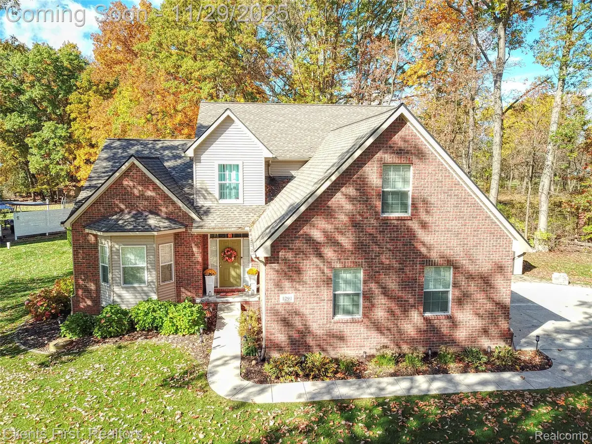 1291 Courtney Court, Hartland, MI 48353 - Image #1