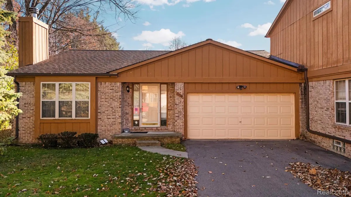 20903 Antique Court, Southfield, MI 48075 - Image #1