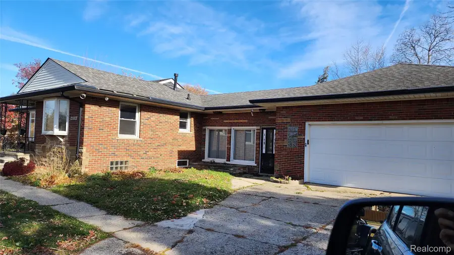 36220 Ryan Road, Sterling Heights, MI 48310 - Image #2