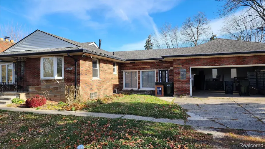 36220 Ryan Road, Sterling Heights, MI 48310 - Image #3