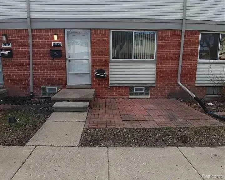 20859 Washington Street, Roseville, MI 48066 - Image #1