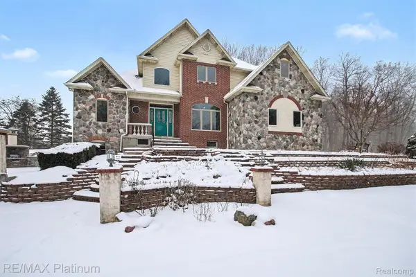 5245 Fleming Road, Fowlerville, MI 48836