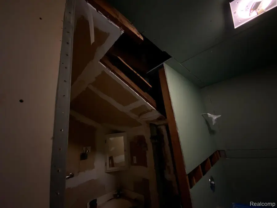 19630 Yacama Road, Detroit, MI 48203 - Image #2