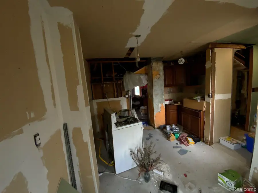 19630 Yacama Road, Detroit, MI 48203 - Image #3