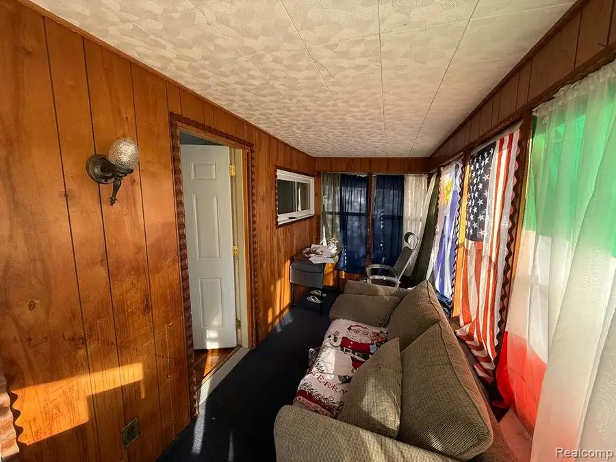 819 Cawood Street, Lansing, MI 48915 - Image #3